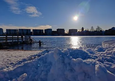 Talviuinti Oulussa, Tuiran uimaranta, ohjattu